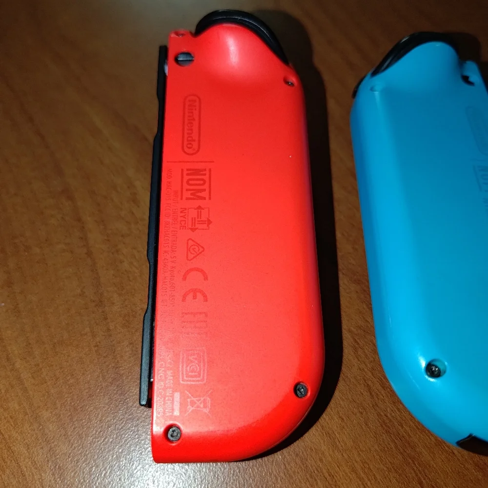 Nintendo Switch Joy-Con Controller - Neon Red/Neon Blue Pair (HACAJAEAA)
